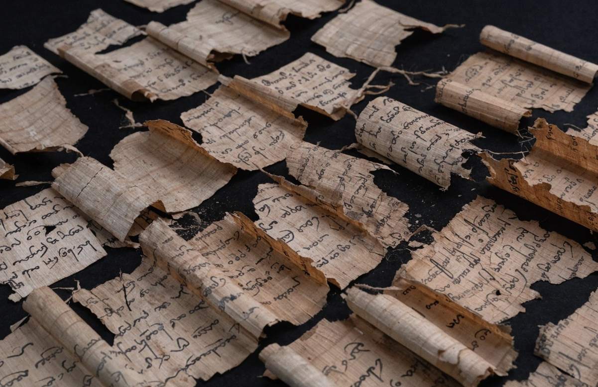 Fragmentary papyrus from Nag Hammadi Codex XI showing Hypsiphrone text